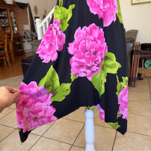 floral asymmetrical sun dress - Picture 3 of 5